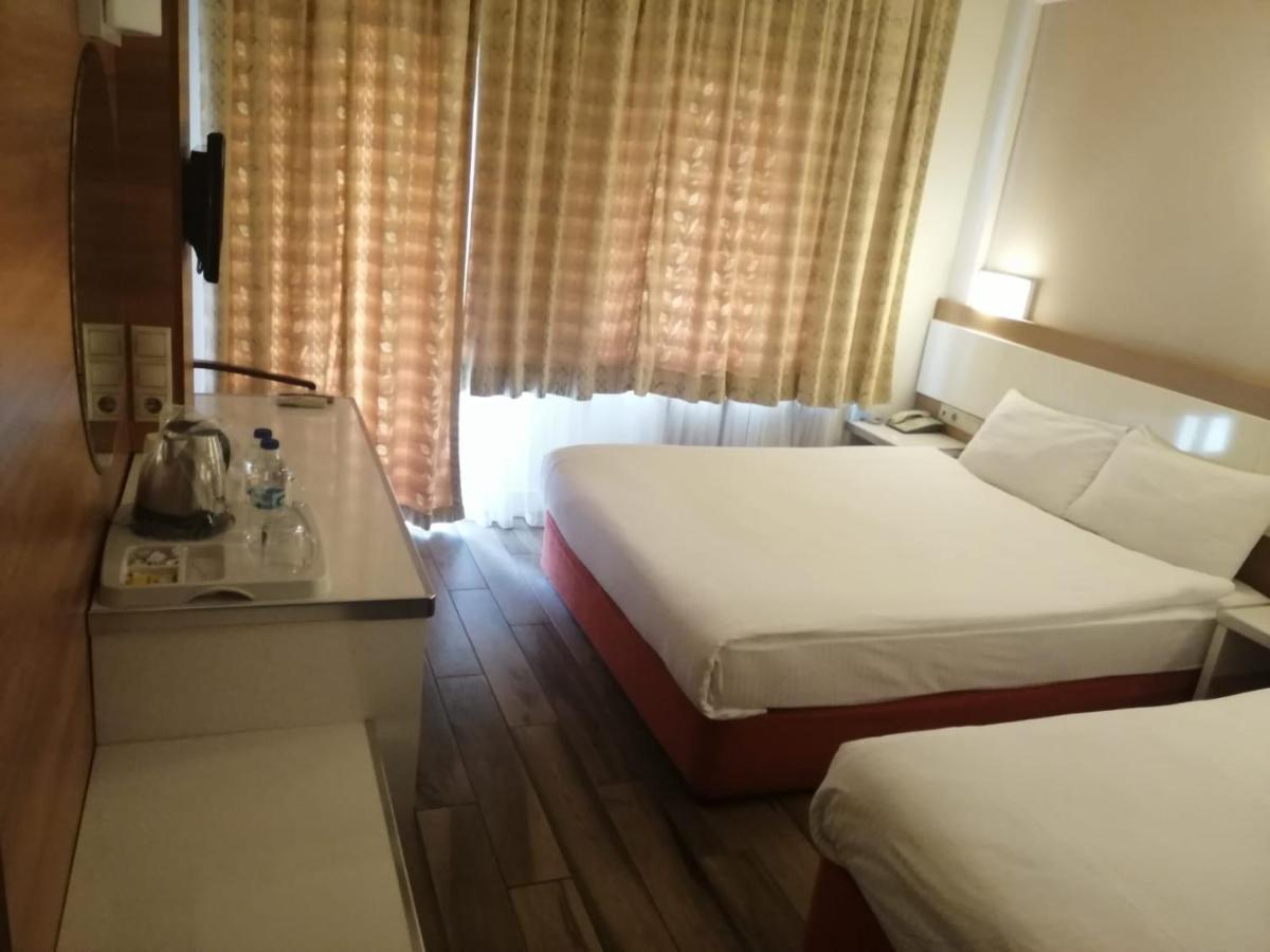 Hotel Iris &