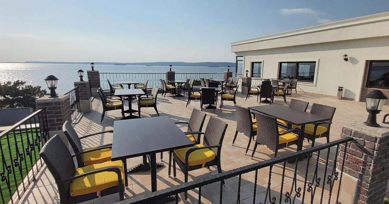 Hotel Iris & Canakkale